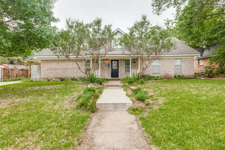 3805 Wayland Drive, Fort Worth, TX 76133