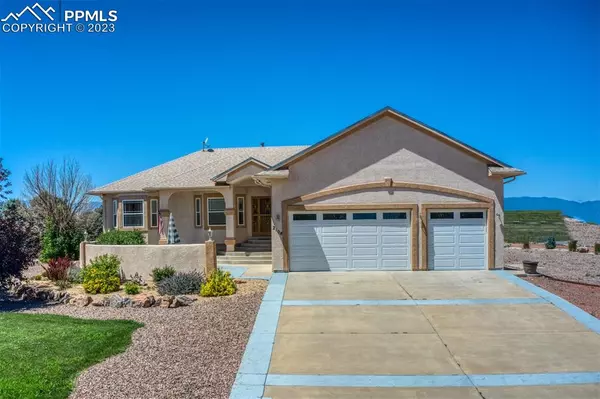 2108 W Woodstock DR, Pueblo West, CO 81007