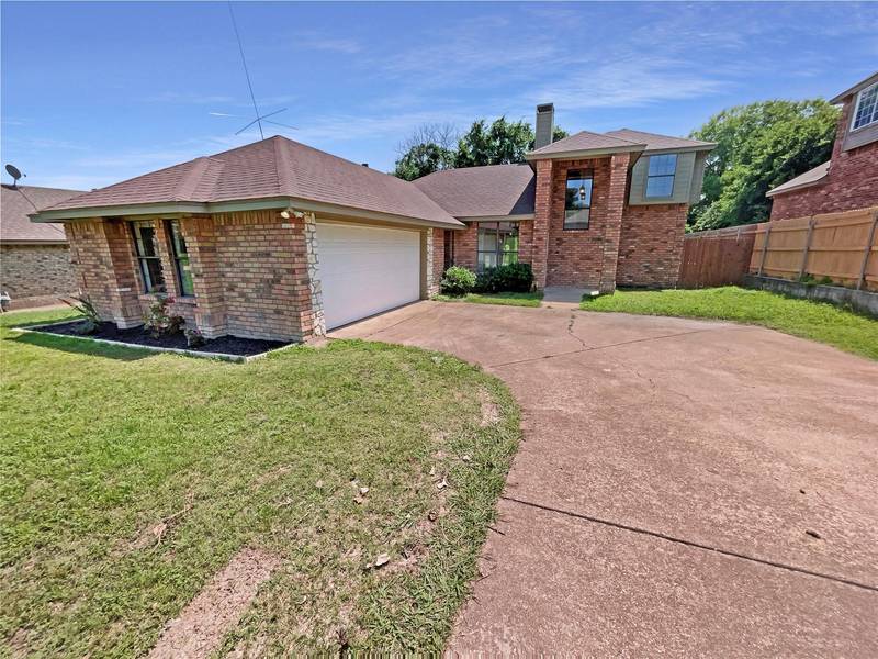 840 Woodridge Drive, Desoto, TX 75115