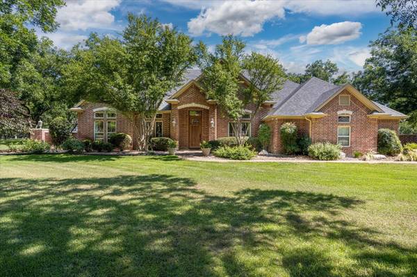 7406 Hampton Drive, Granbury, TX 76049