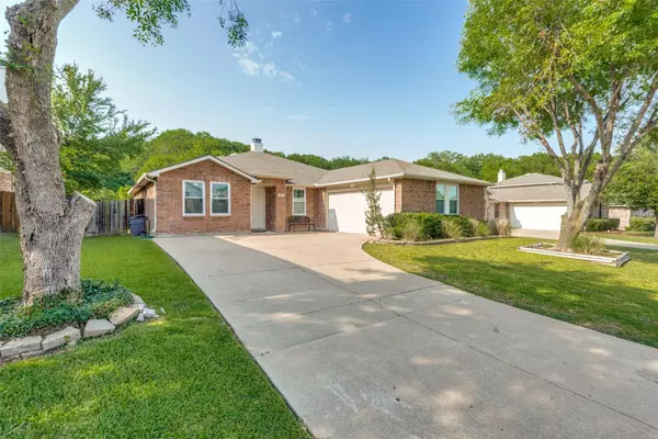 809 Cavern Drive, Mesquite, TX 75181