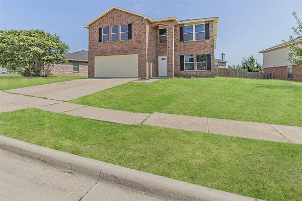 949 Dunkirk Lane, Arlington, TX 76017