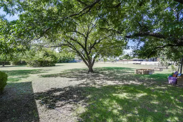 Mansfield, TX 76063,501 W Kimball