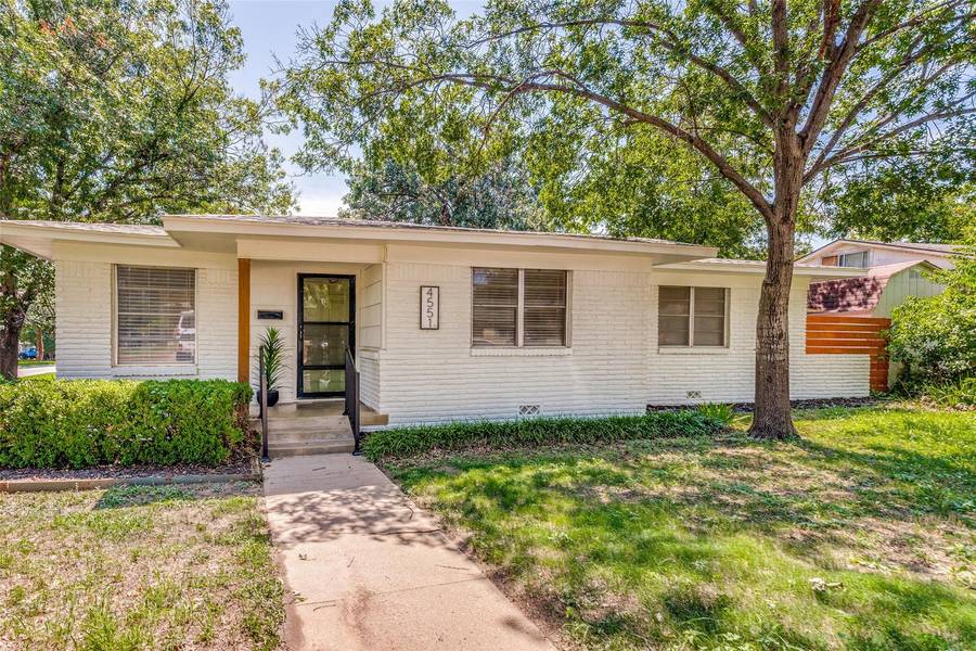 4551 Cockrell Avenue, Fort Worth, TX 76133