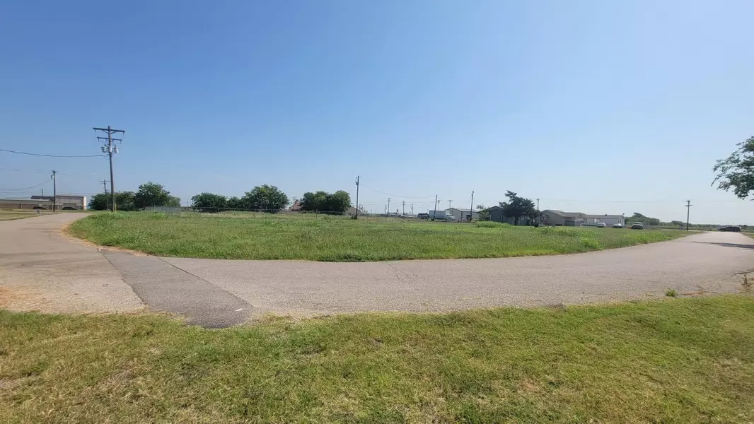 110 Sawyers Drive, Quinlan, TX 75474