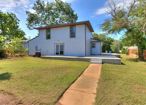 Tecumseh, OK 74873,503 E Beech Street