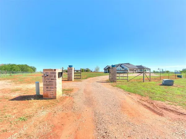 Cashion, OK 73016,26244 E 868 Road