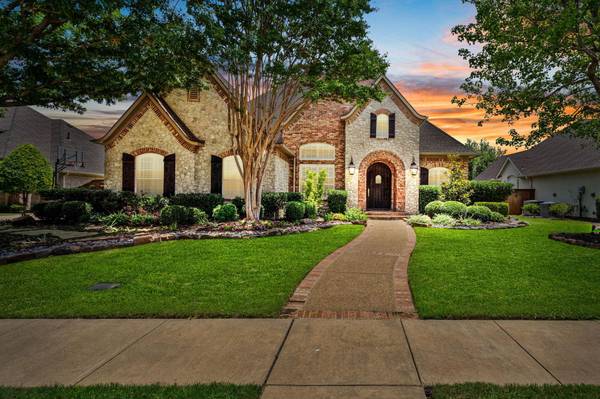 807 Lake Creek Drive, Mckinney, TX 75072