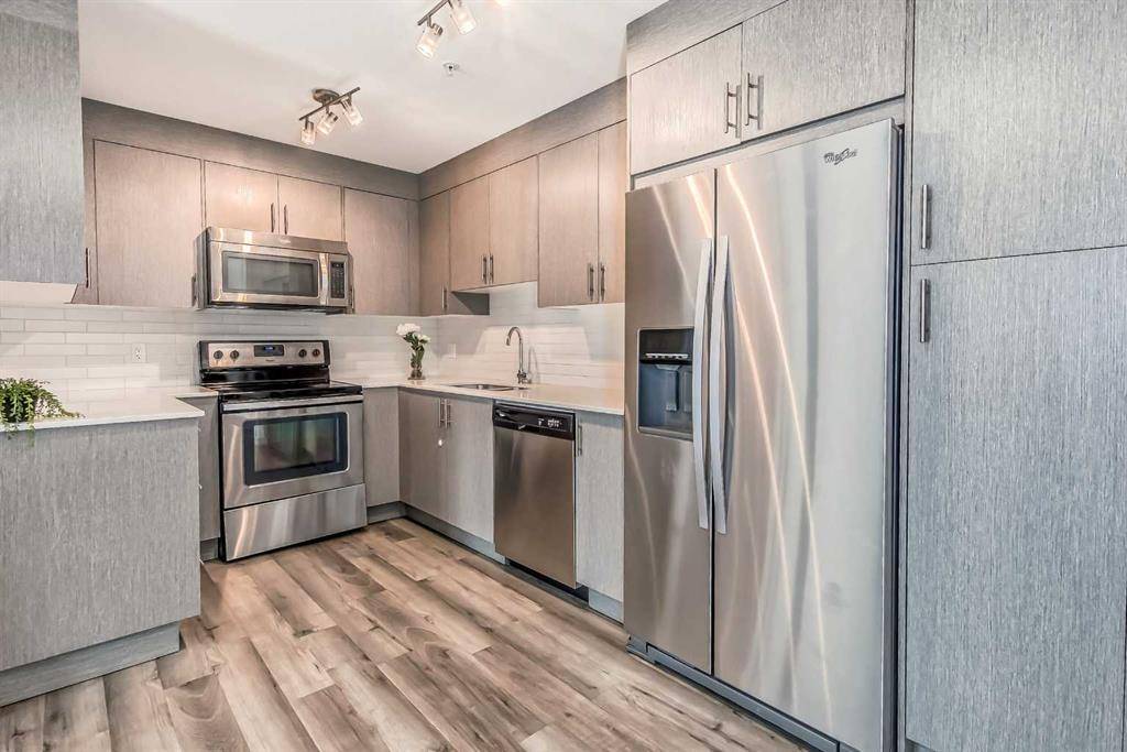Calgary, AB T3N 0P5,302 Skyview Ranch DR NE #3204