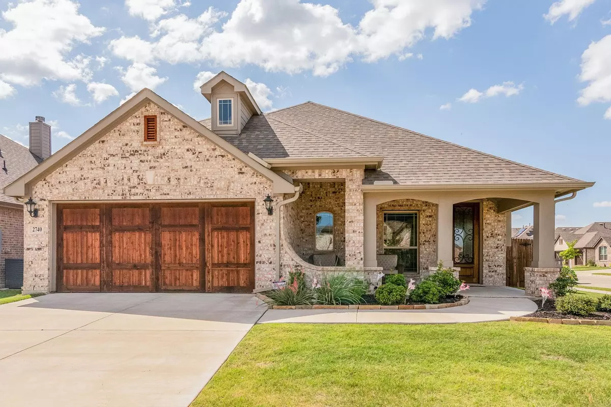 Burleson, TX 76028,2740 Lisa Maria Street