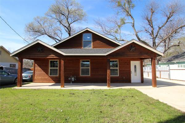 129 Cottonwood Drive, Wilmer, TX 75172