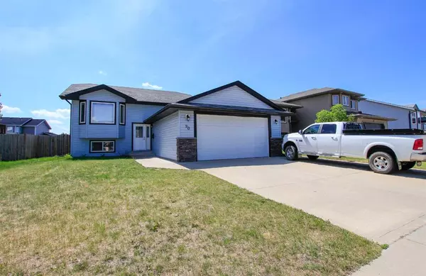 Blackfalds, AB T4M 0E2,90 Pine CRES