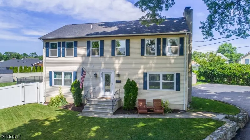 195 Beech Ave E, Pompton Lakes Boro, NJ 07442