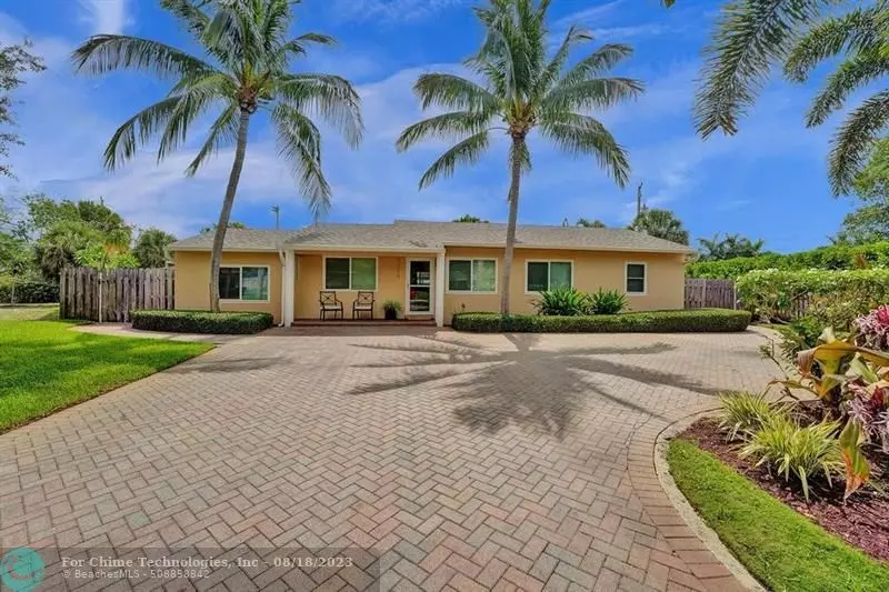 2215 W Pineridge Ct, Delray Beach, FL 33444