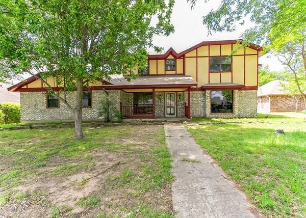 635 MEDALIST Street, Paris, TX 75460