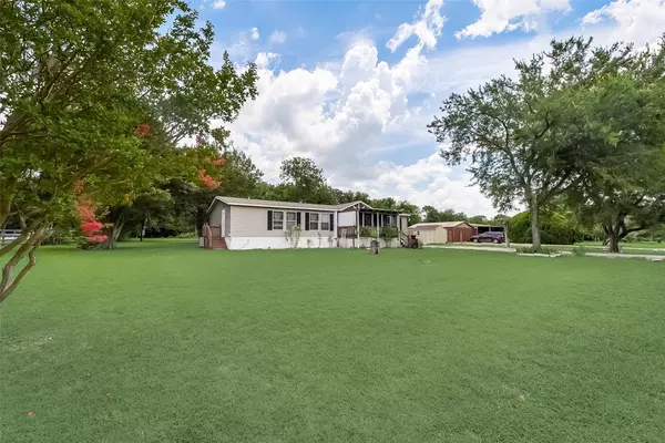 Pecan Hill, TX 75165,1029 High Meadow Drive