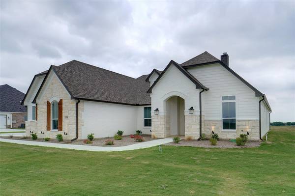 New Fairview, TX 76247,15168 S County Line Road