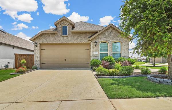 3500 Rosemary Court, Aubrey, TX 76227