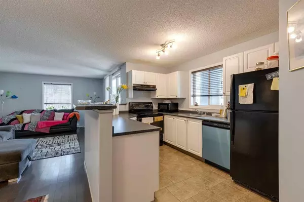 Calgary, AB T1Y 7M1,2280 68 ST NE #1114