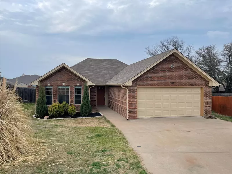 705 Rambling Court, Granbury, TX 76049