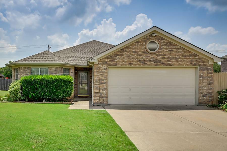 2917 Meandering Way, Granbury, TX 76049