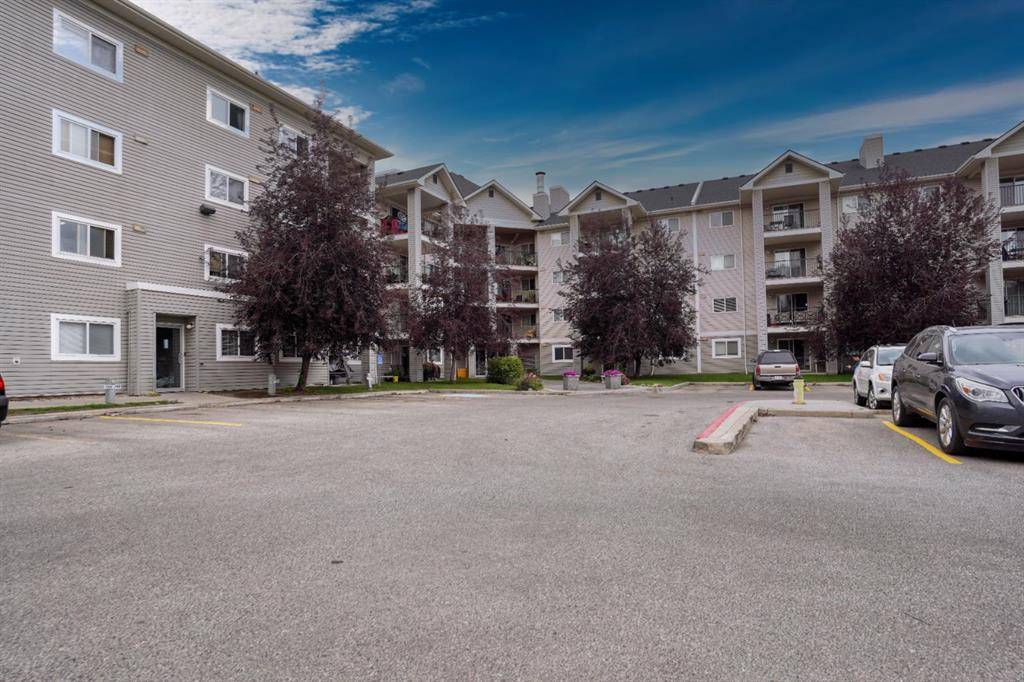 Calgary, AB T2Z4P1,4975 130 AVE SE #4417