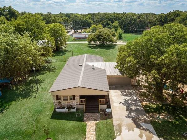 9946 Briar Cove, Wills Point, TX 75169