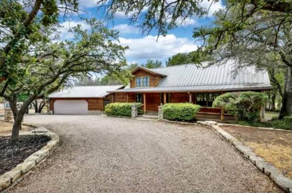 2900 Galaxy Street,  Granbury,  TX 76049