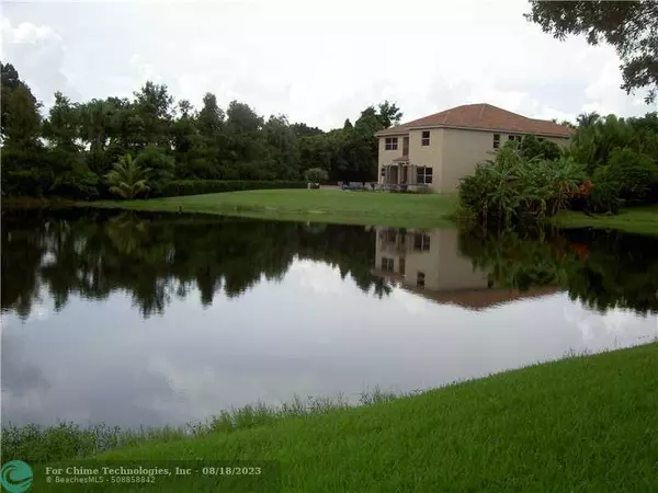 Plantation, FL 33324,740 E Coco Plum Cir  #3