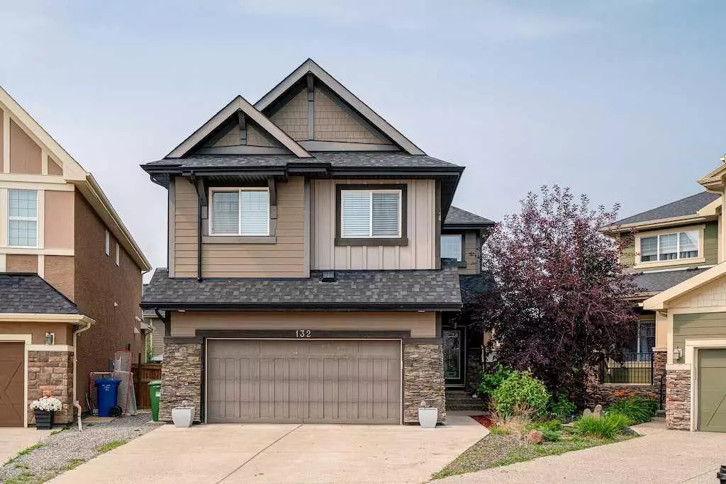 Calgary, AB T3B 6B1,132 Valley Pointe PL NW