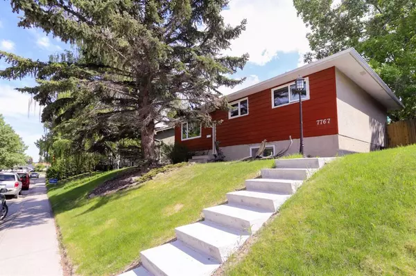 Calgary, AB T3B 2S6,7767 Bowcliffe CRES NW