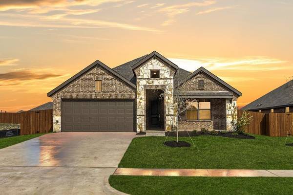 1417 Cedar Creek Lane, Crowley, TX 76036