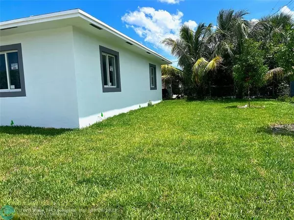 Deerfield Beach, FL 33441,280 NW 5th Street