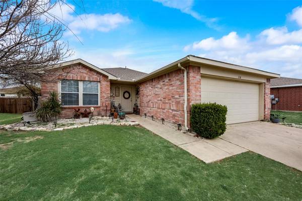 118 Comanche Trail, Krum, TX 76249