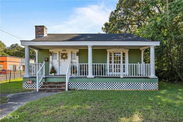 2001 Highland Avenue, Shreveport, LA 71104