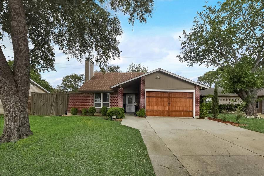 550 Huntington Drive, Lewisville, TX 75067