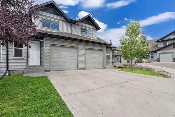 Calgary, AB T3K 6C4,27 Panatella Villas NW