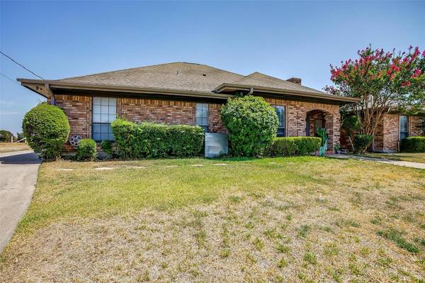 Weatherford, TX 76086,413 W Park Avenue