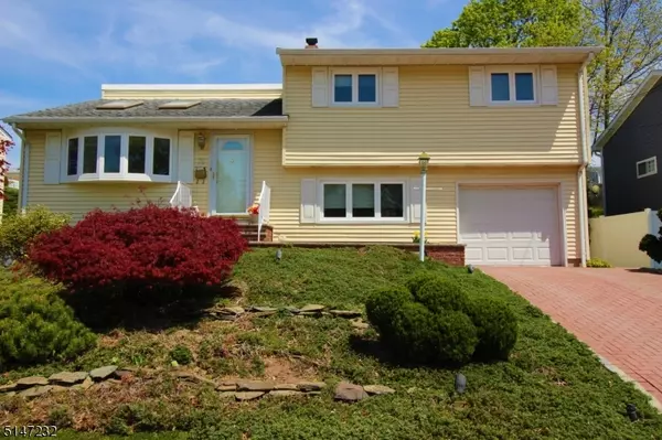 78 Roosevelt Ave, Woodbridge Twp., NJ 07067