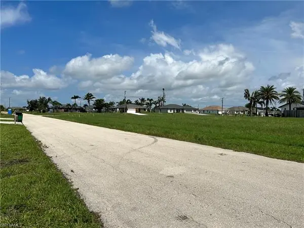 1119 NW 9th TER, Cape Coral, FL 33993