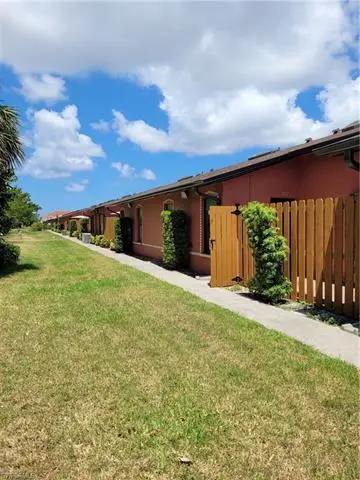 804 SW 47th TER #202, Cape Coral, FL 33914