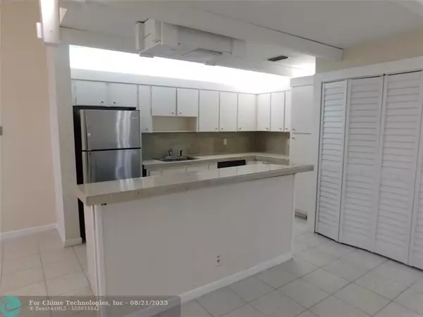 Hollywood, FL 33024,532 Briarwood Cir  #532