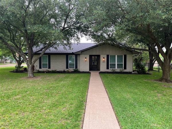 420 Market, Mabank, TX 75147