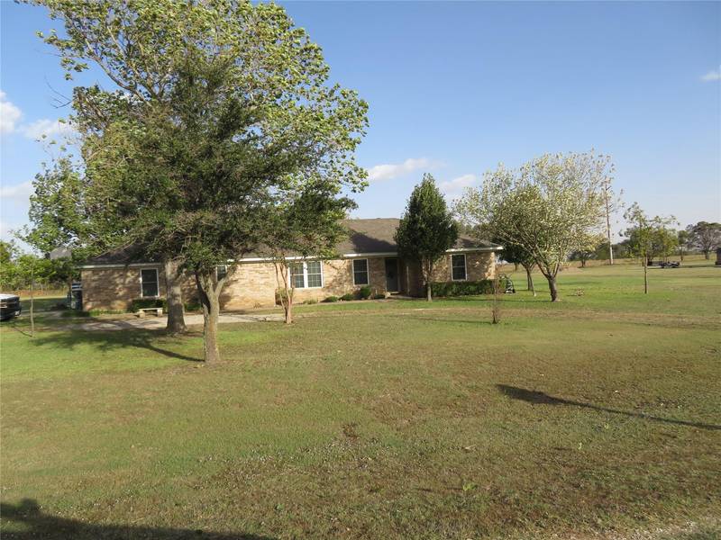 11345 Jennifer Circle, Sanger, TX 76266