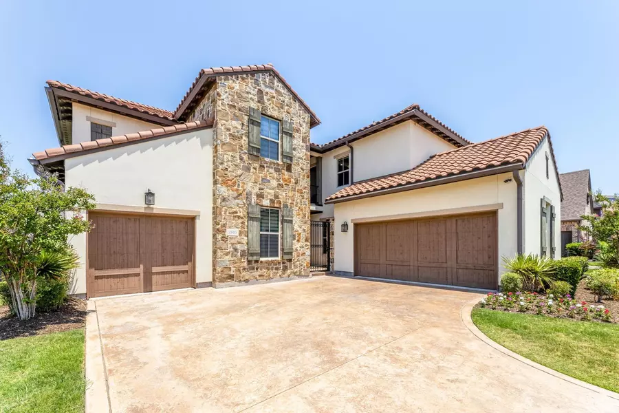 2805 Fountain Drive, Irving, TX 75063