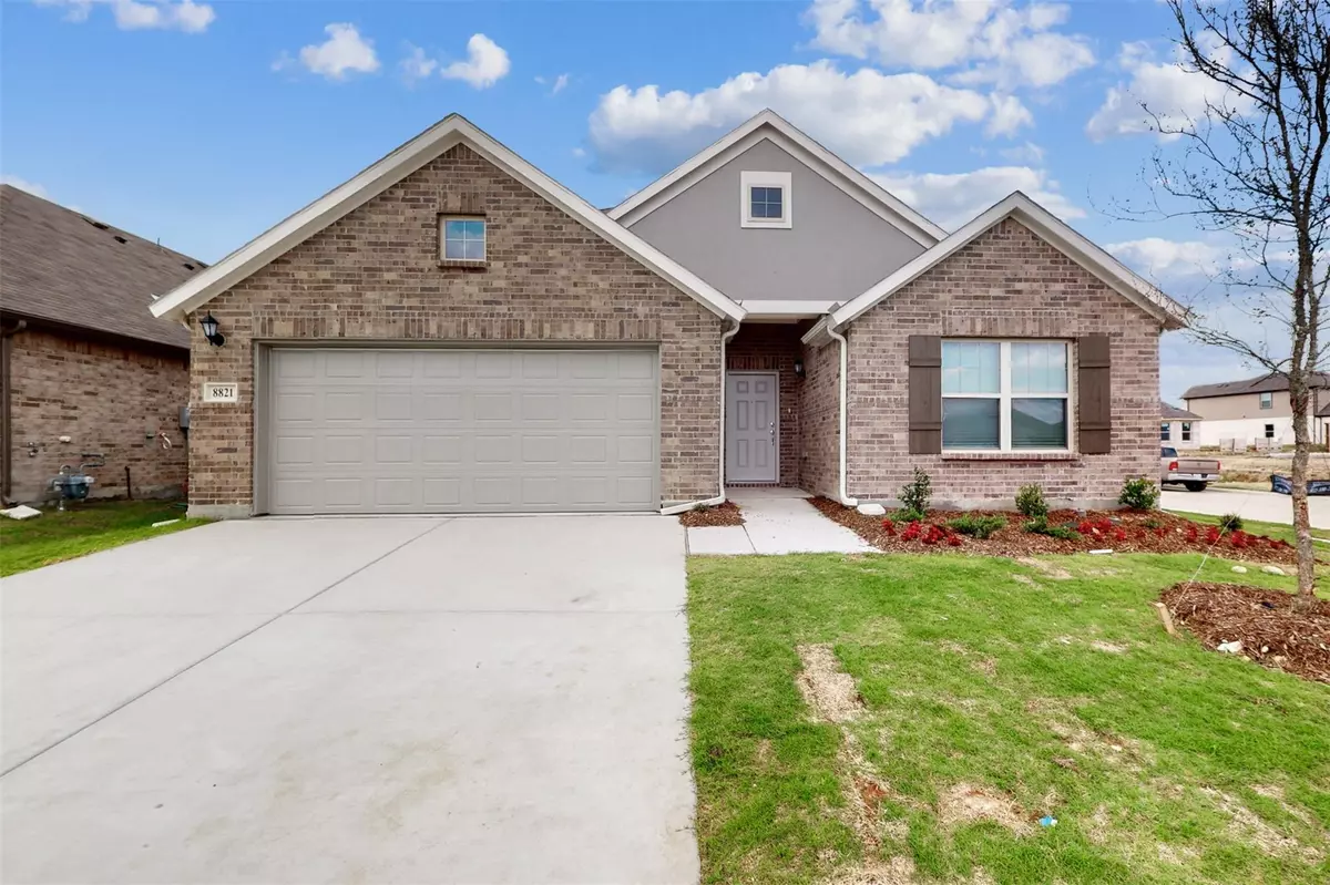 Fort Worth, TX 76131,8821 Bronze Meadow Drive