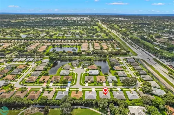 Boynton Beach, FL 33436,10911 Greentrail Dr