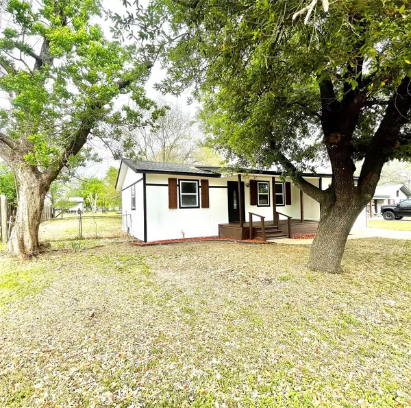 Teague, TX 75860,1205 Mulberry Street