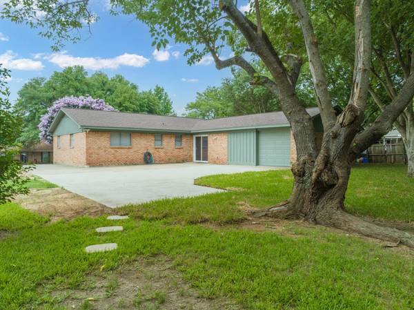 Hillsboro, TX 76645,1415 Meadowlark Drive