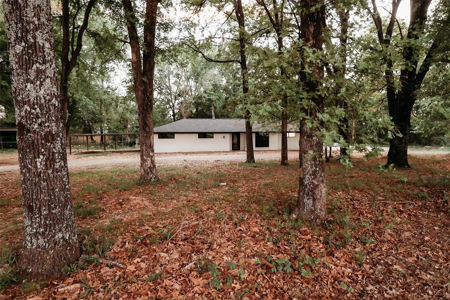 253 County Road 1125, Ravenna, TX 75476